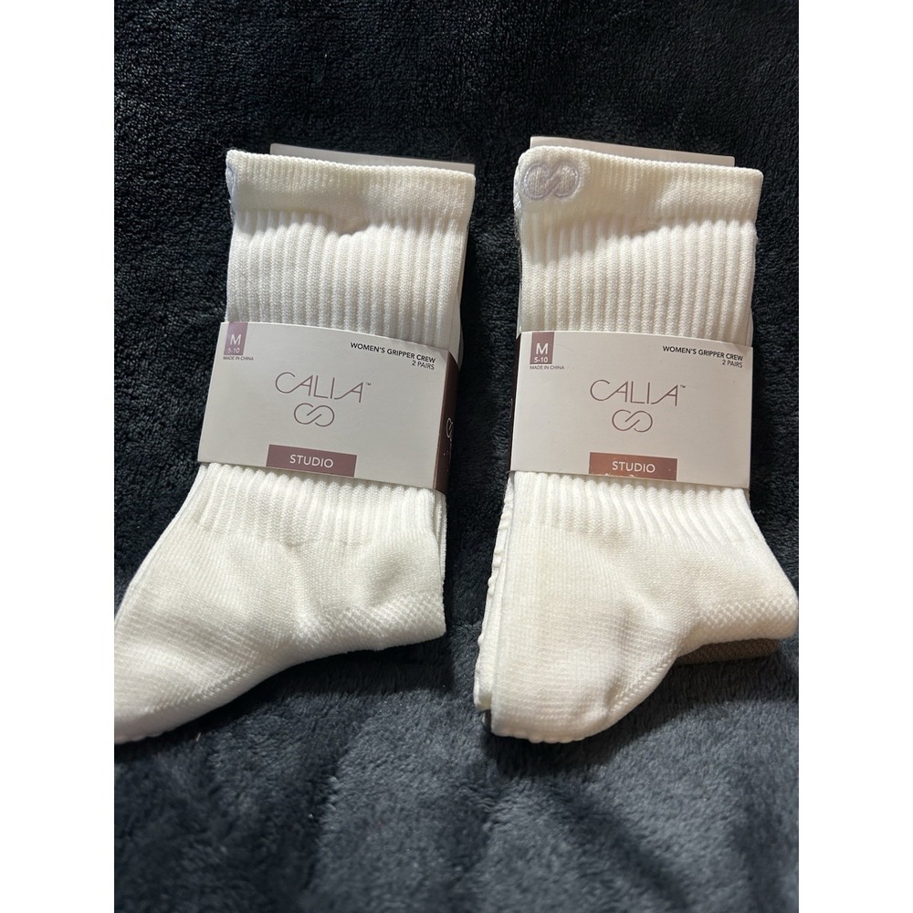 Calia Women's 2 Pack Lot of 2 Gripper Cloud/Grey Crew Socks Size Medium (SC1)